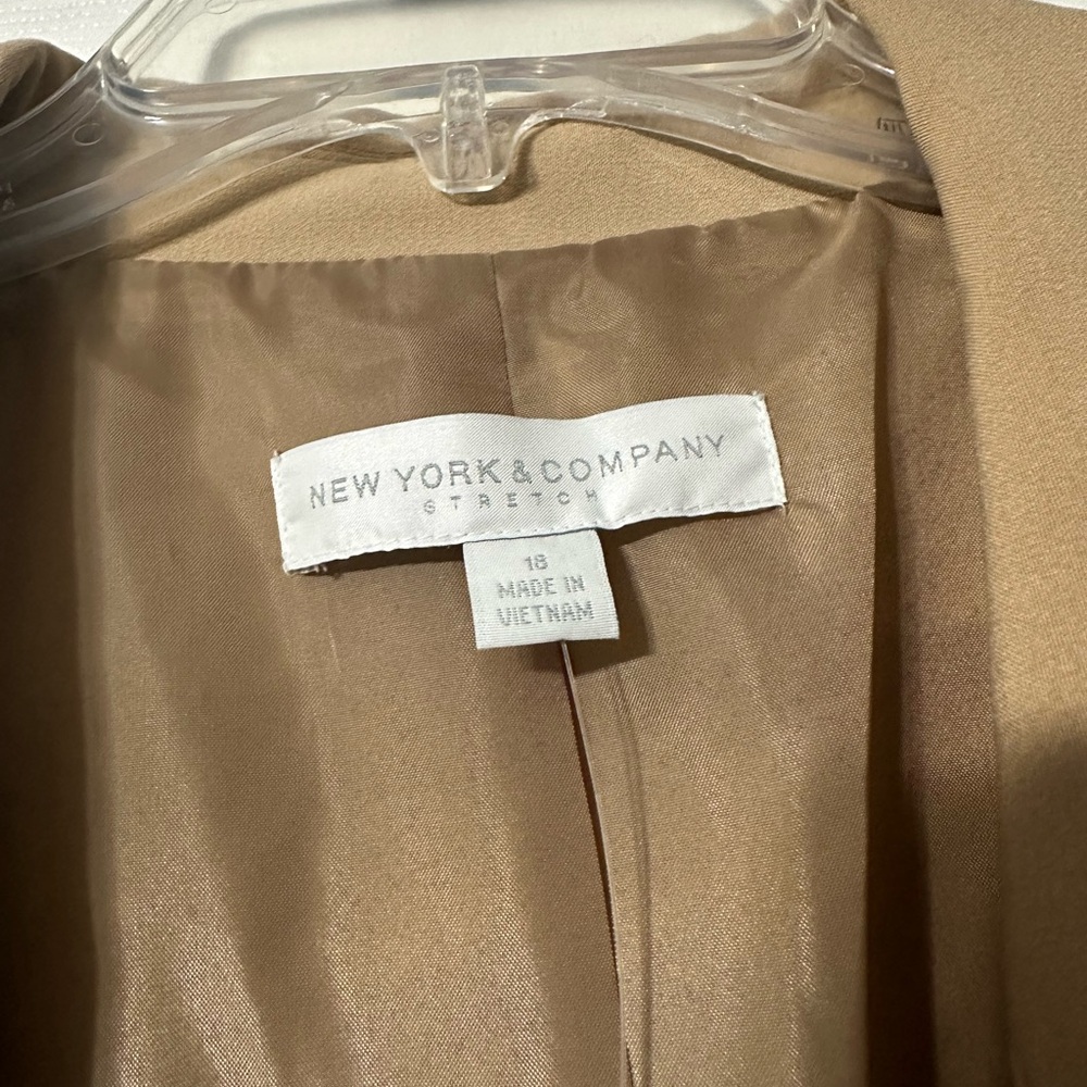 New York & Company Tan Blazer - Picture 14 of 16
